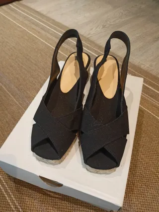 Alpargatas Castañer Negras Talla 38 Nuevas