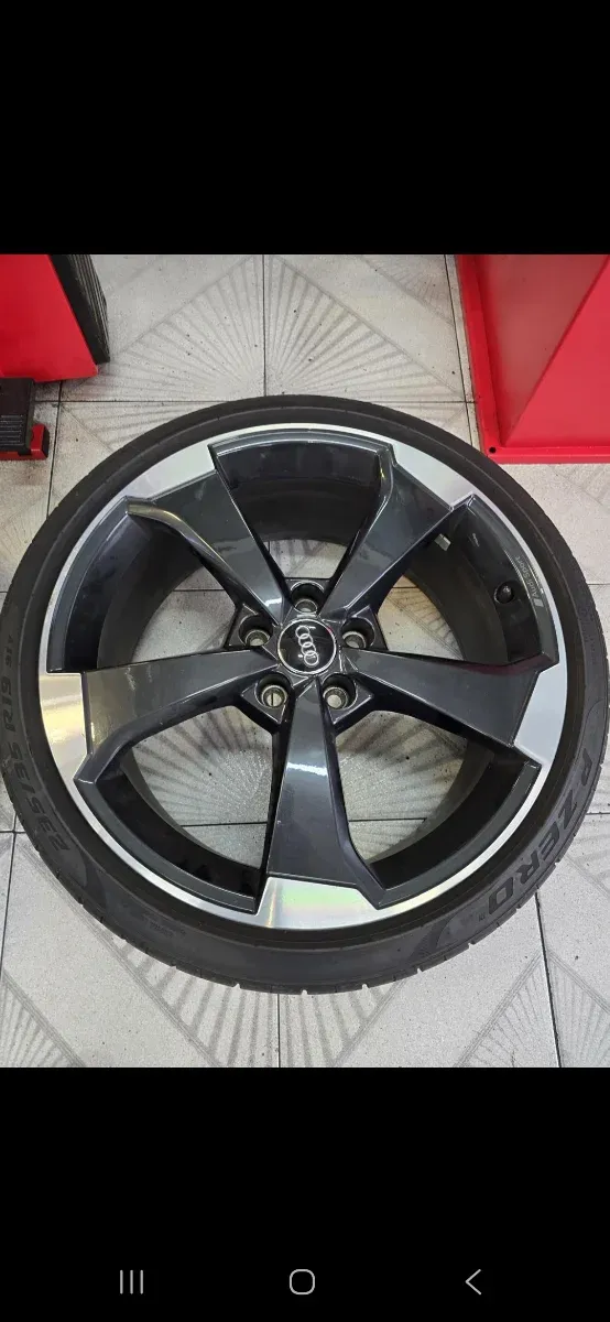 Llantas Audi modelo New rotor, RS3.