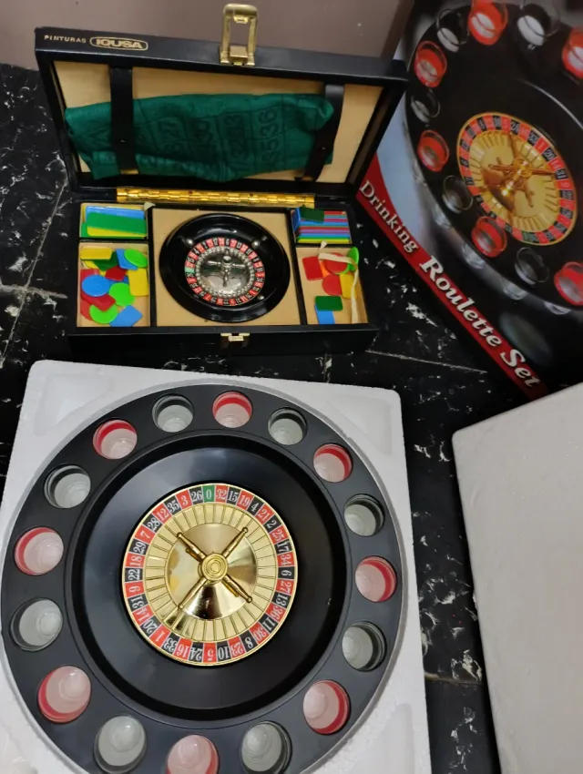 Juego Ruleta Bebida Set y maletín juego mesa