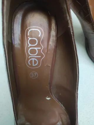 Zapatos de salón marrones