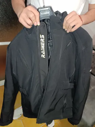 Chaqueta de moto Raiders negra 2 veces usada