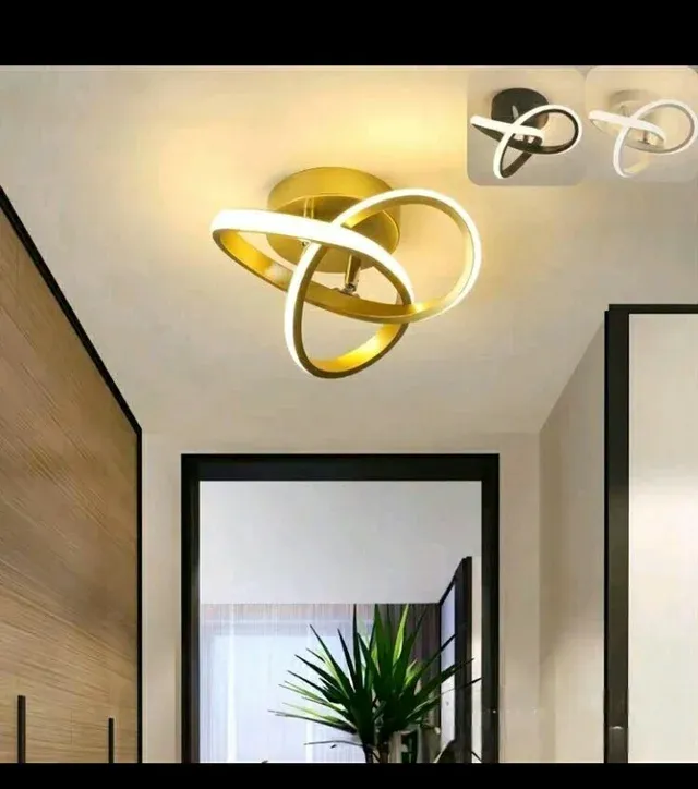 Lámpara Techo LED Moderna Dorada. Nueva