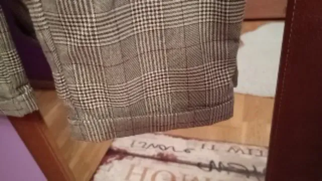 Pantalón de mujer a cuadros beige