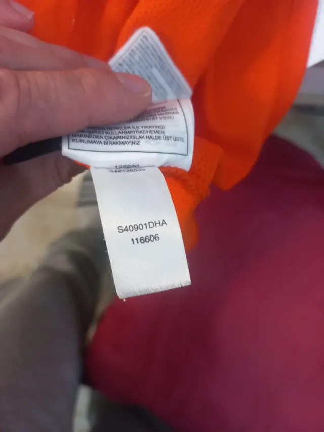 Camiseta Holanda Euro 2004 Firmada  V. Nistelrooy.