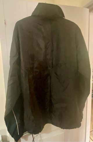 Casacos futebol 20€camisolas treino 15€,tshirt 10€