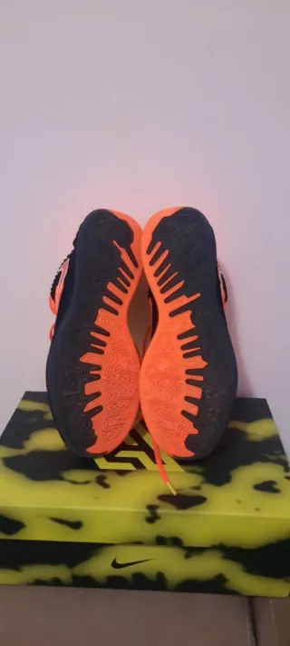 Nike Giannis Freak 7 Scarpe da Basket Misura 43