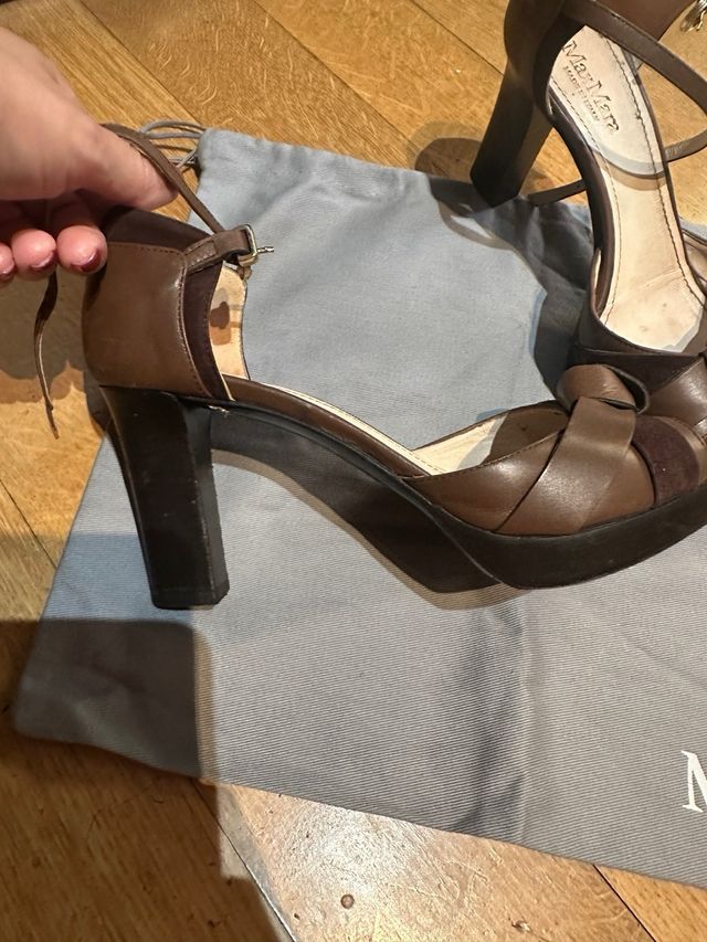 Sandali Max Mara marroni con tacco