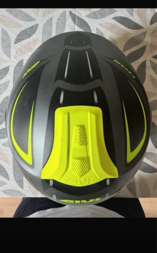 Casco integrale Givi nero e giallo fluo