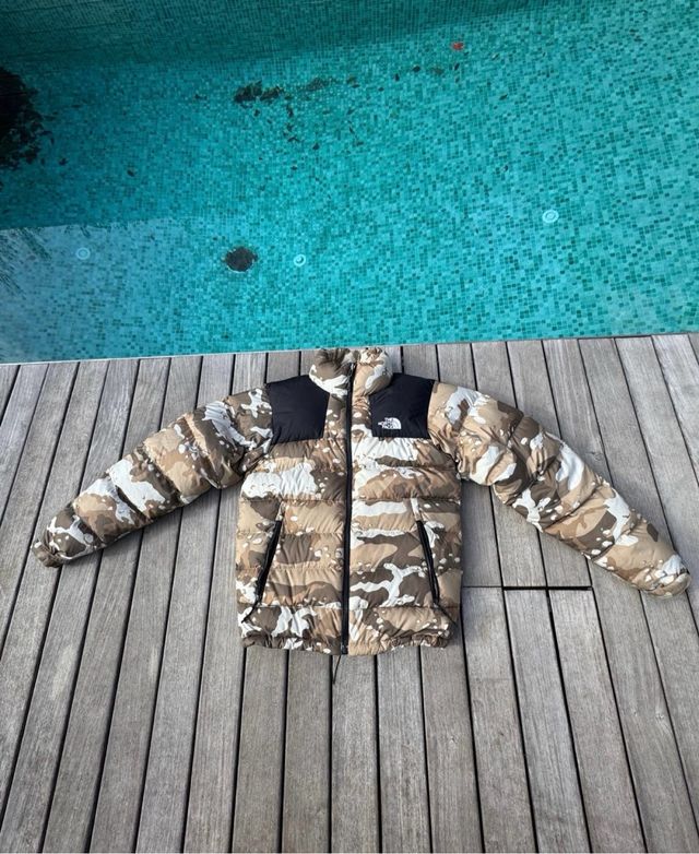 The north face 1996 retro NUPTSE | Camuflaje - XS