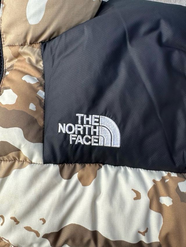 The north face 1996 retro NUPTSE | Camuflaje - XS