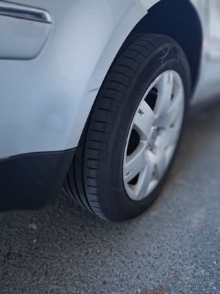 Volkswagen Variant 2004