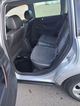 Volkswagen Variant 2004