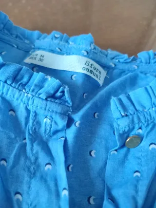 Blusa azul estampada medias lunas