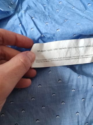 Blusa azul estampada medias lunas