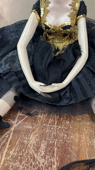 Bambola ballerina porcellana vestito nero