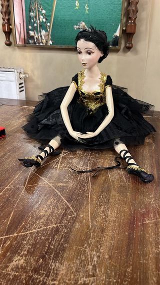 Bambola ballerina porcellana vestito nero