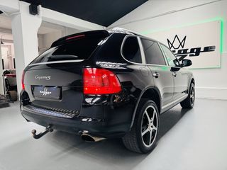 Porsche Cayenne 2005