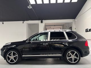 Porsche Cayenne 2005