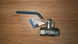 Lote de 8 Válvulas de Bola