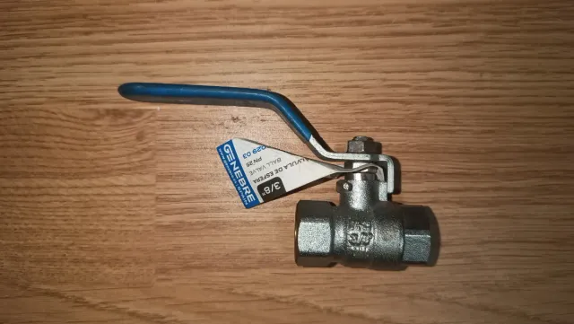 Lote de 8 Válvulas de Bola