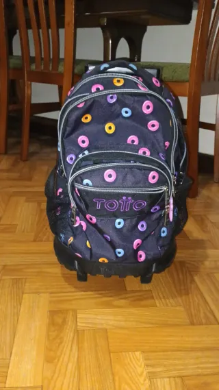 Mochila Totto niña con círculos