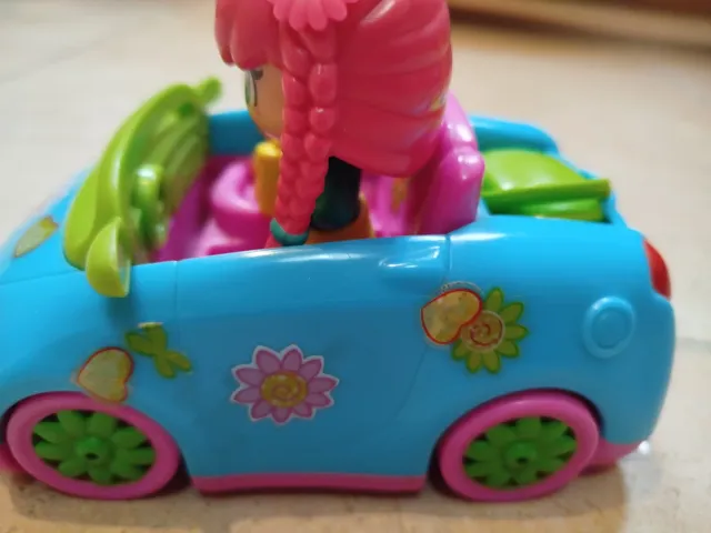 Coche Pin y Pon con figuras