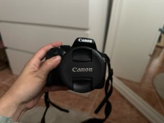 Cámara Canon EOS 1300D Negra