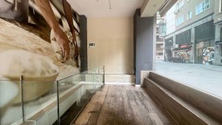 Local comercial en venta en Vallehermoso en Madrid