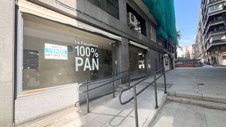 Local comercial en venta en Vallehermoso en Madrid