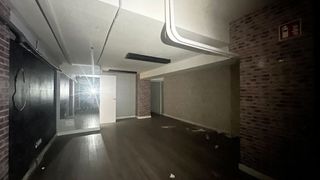 Local comercial en venta en Vallehermoso en Madrid