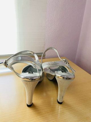 Tacones Jaclin Plata Talla 36