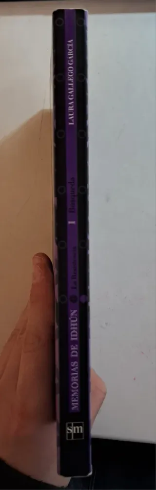 Memorias de Idhún. La Resistencia. Libro I: Bús...