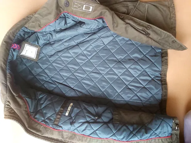 Parka Scalpers verde militar Talla L