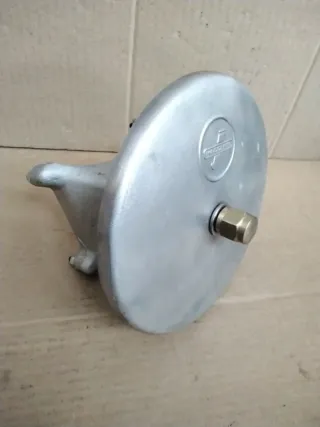 Soporte rueda repuesto Lambretta LD