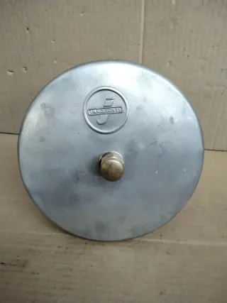 Soporte rueda repuesto Lambretta LD