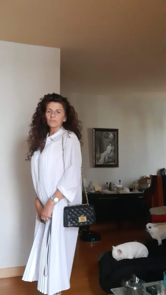 Vestido camisero blanco amplio