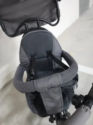 Triciclo Kinderkraft Aveo Evolutivo Gris