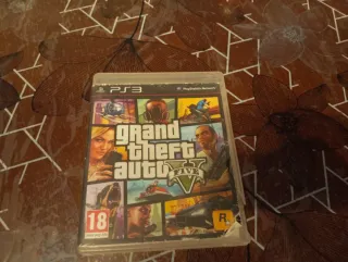 PlayStation 3 + 8 Juegos + Mando