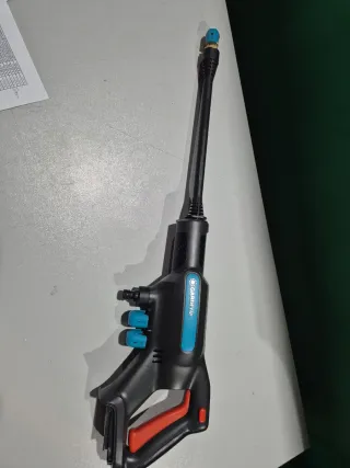 Hidrolimpiadora Gardena AquaClean 24/18V P4A