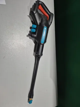 Hidrolimpiadora Gardena AquaClean 24/18V P4A