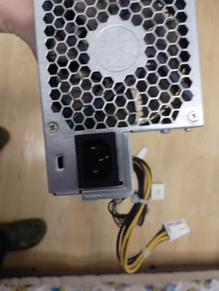 Fuente de Alimentación HP 240W PS-4241-9HA