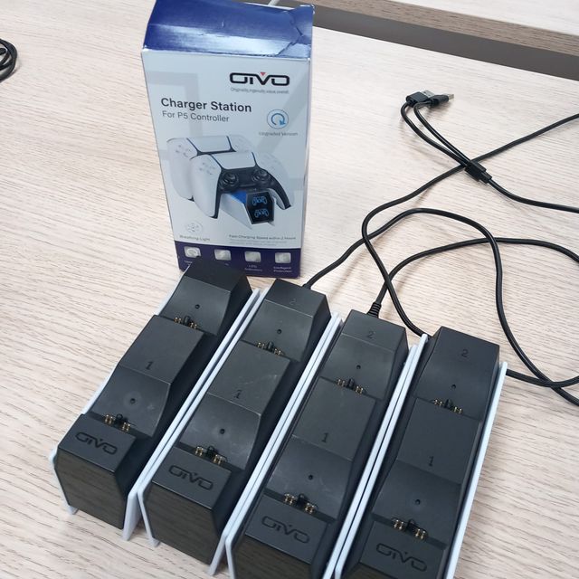 Base Carga OIVO PS5 DualSense