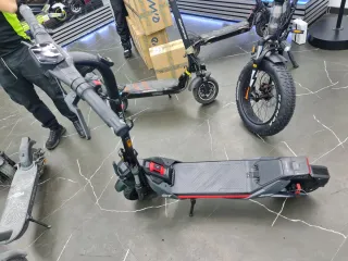 Patinete eléctrico Segway ZT3Pro