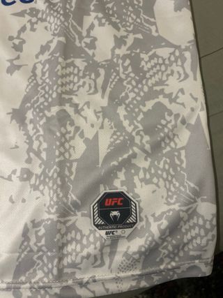 Camiseta UFC Crypto.com Talla M
