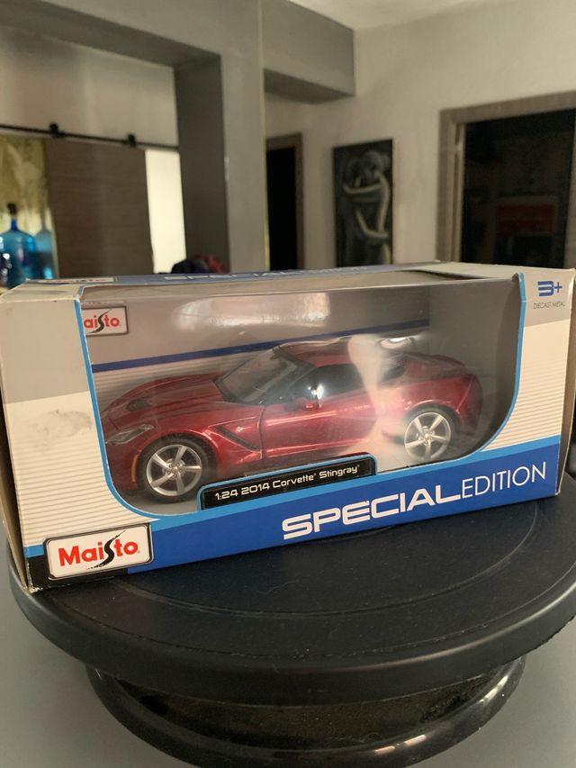 Maisto Corvette Stingray 1:24 Rojo