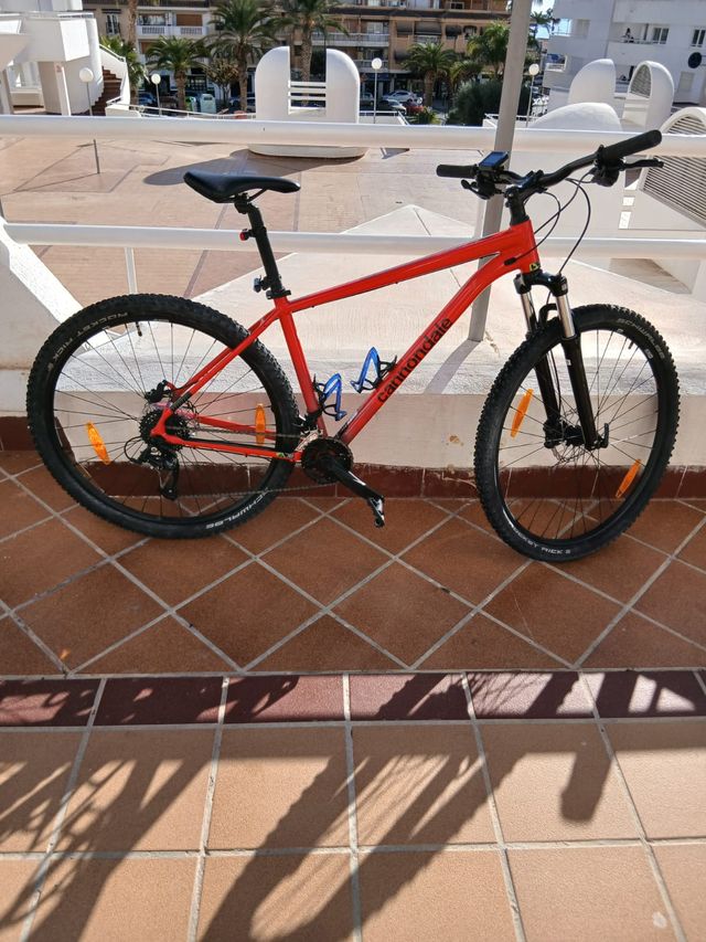Bicicleta Cannondale Roja Talla L