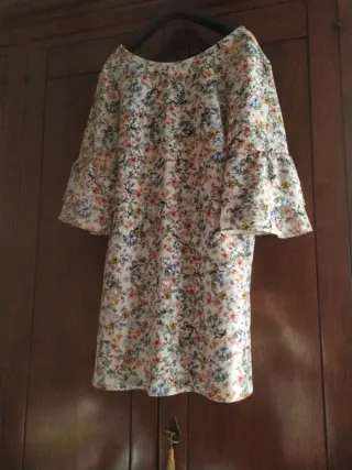 Vestito floreale manica a campana