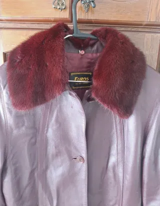 Gabardina Piel Vintage Euros Talla 42 Morado