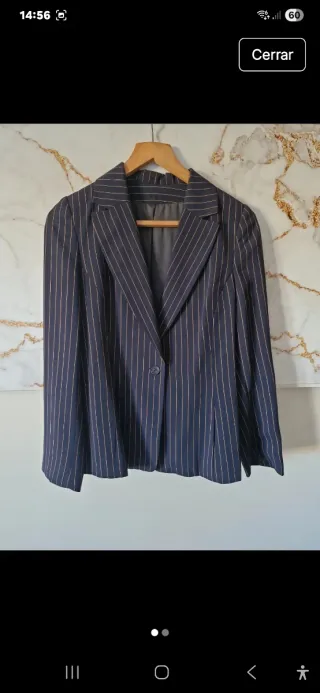 Americana de rayas azul y beige