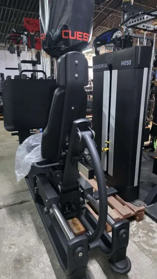 Máquina de gimnasio multifuncional